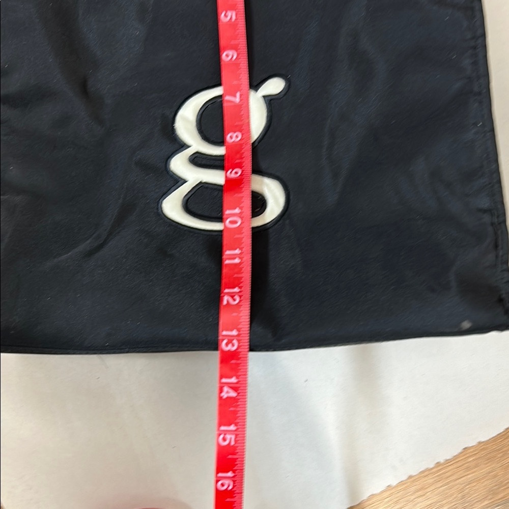 Black Tote Bag with White 'G' Logo - Picture 7 of 10